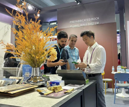 惠達衛浴新品亮相，國際客商排隊圍觀！